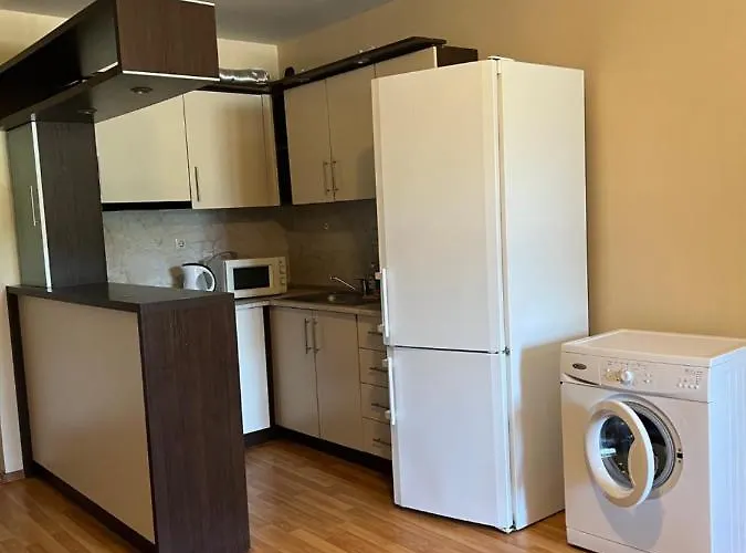 Huge Iglika 2 Bedroom Apartment